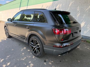Audi Q7 - 4