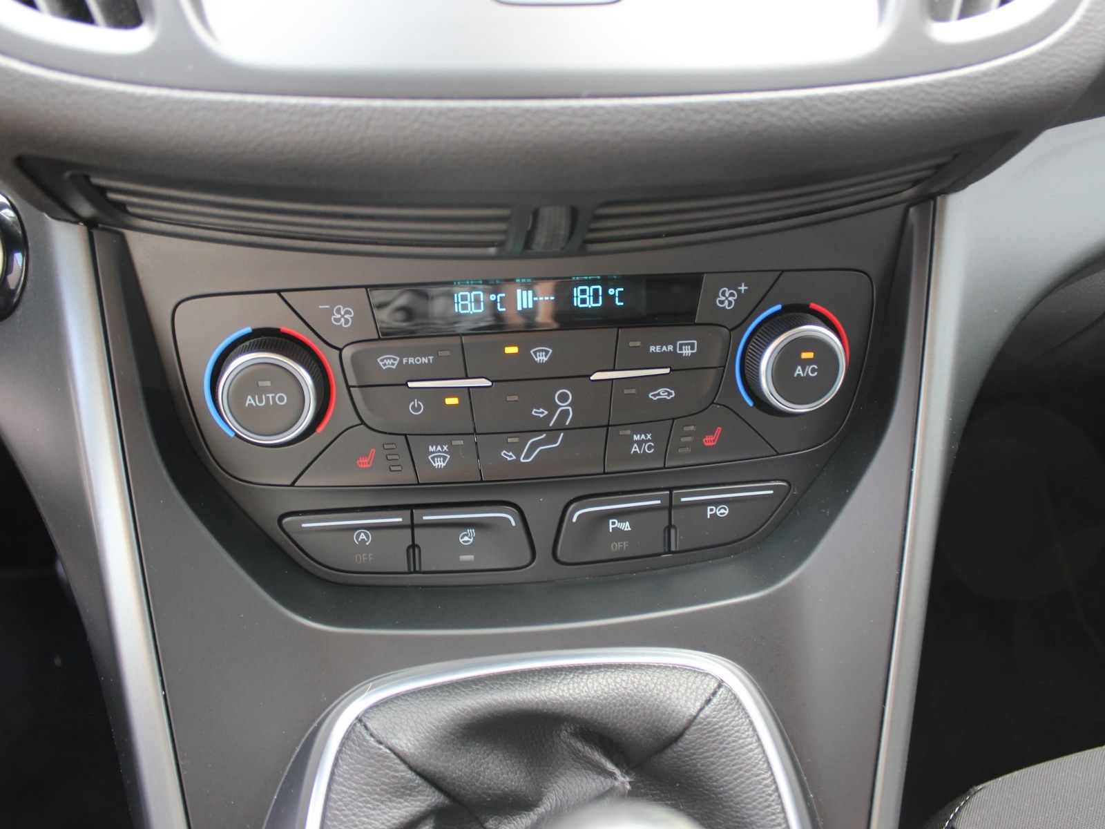 Fahrzeugabbildung Ford Kuga Cool & Connect 2,0 TDCi 4x2 Start/Stopp