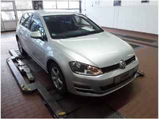 Golf VII 1.2 TSI Allstar BMT AHK/GRA/PDC/Sitzhzg