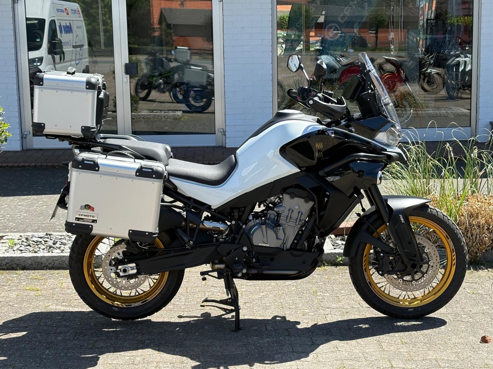 CFMOTO MT800