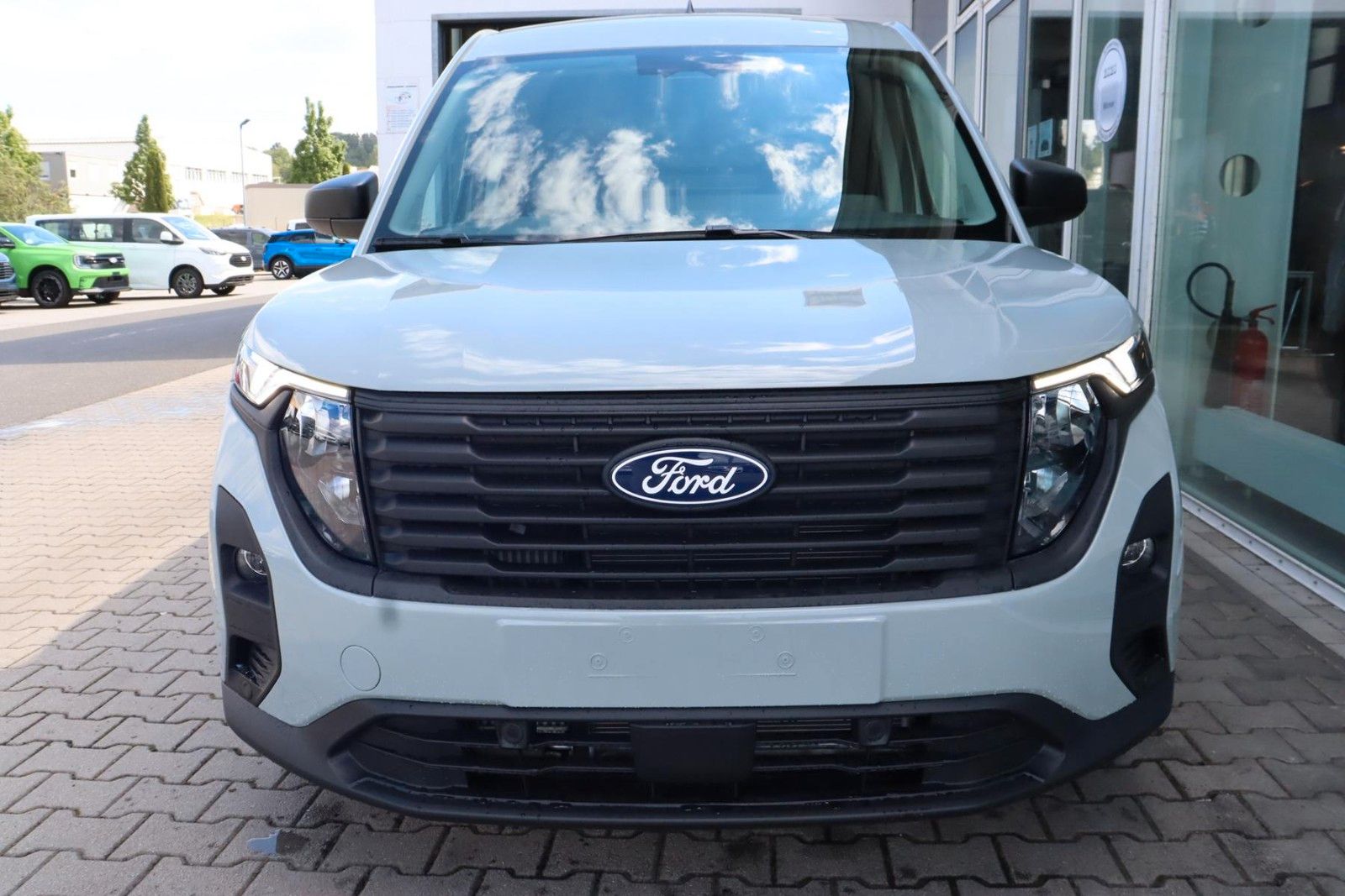 Ford Transit Courier Trend 1.5 Diesel 3,99% FIN* imagem 3