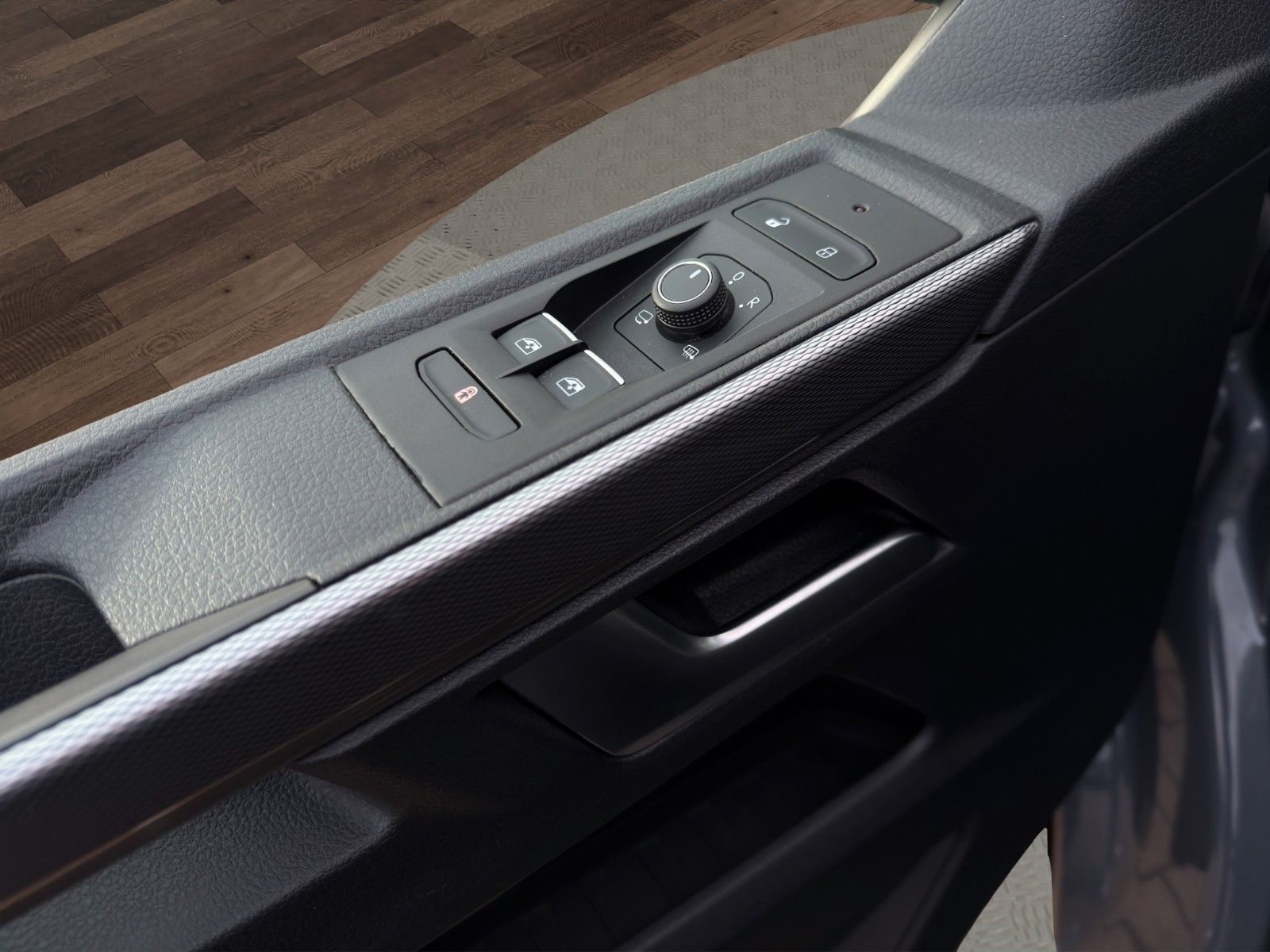 Fahrzeugabbildung Volkswagen T6.1 Multivan Gen.6 *AHK*Dig.Cok*ACC*Carplay*LED