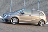 Mercedes-Benz B 220 4Matic*NAVI*LEDER*KAMERA*ASS*SITZHEIZUNG*