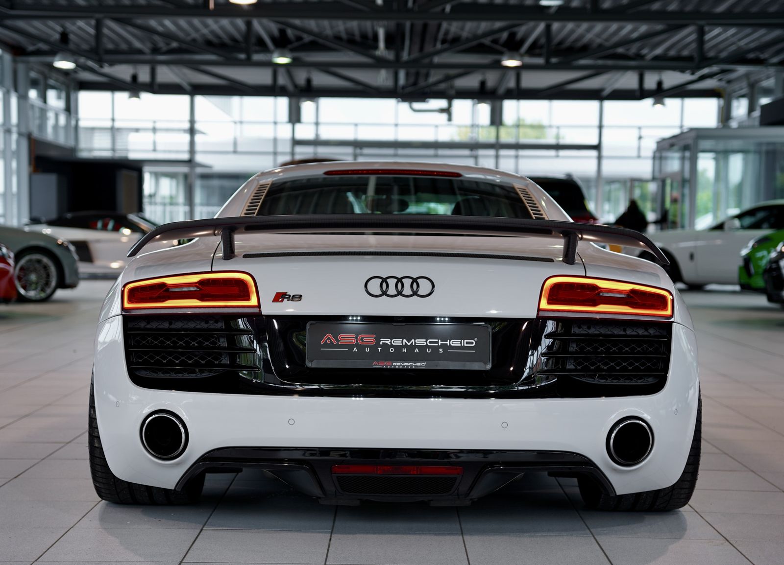 Audi R8