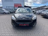 Ford Focus Turnier Business*BT*USB*MFL*SHZ*8fach - Ford Focus mit Benzin-Antrieb: Kombi