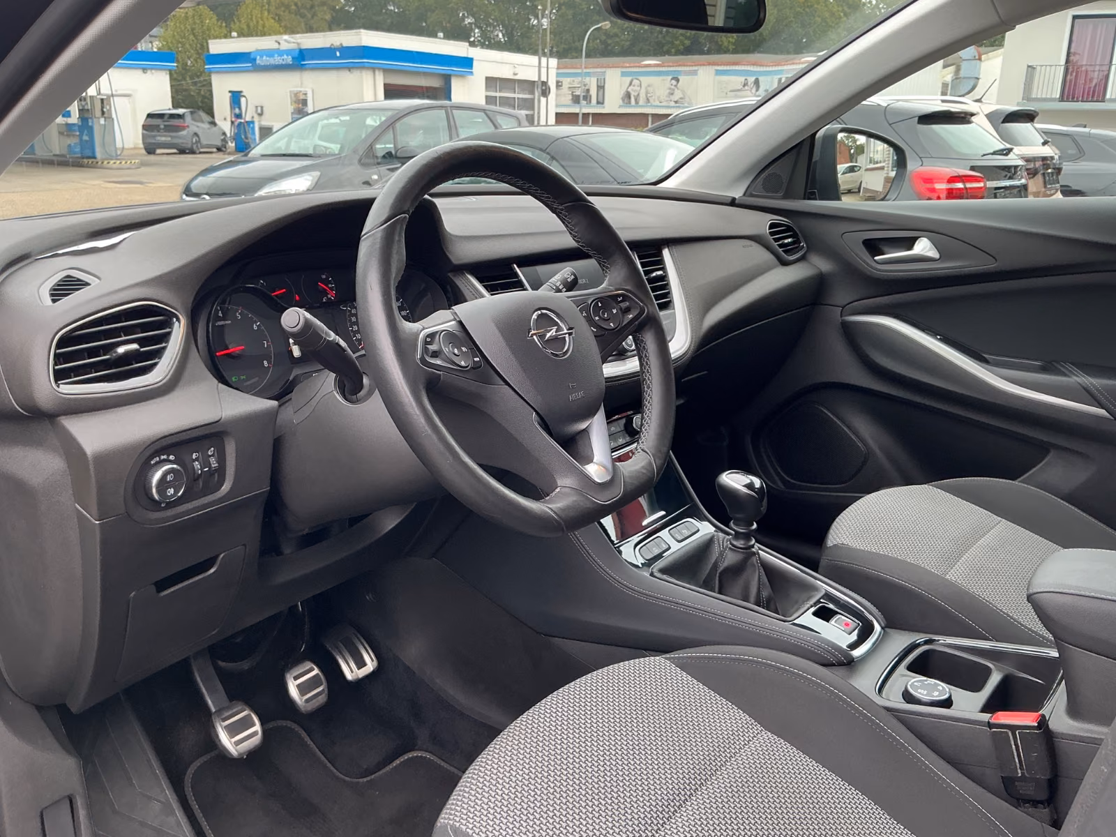 Opel Grandland (X) 1.2 Turbo SHZ LHZ AHK NAVI CarPlay