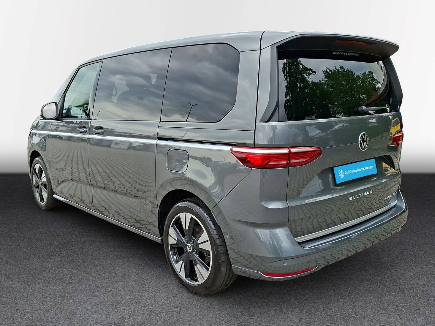 T7 Multivan 1.5 eHybrid DSG 4MOTION KÜ Style *AH