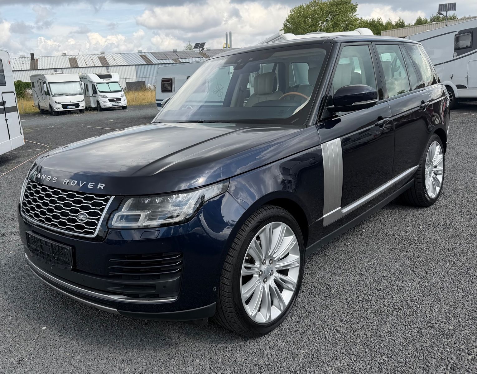Land-Rover Range Rover - 1