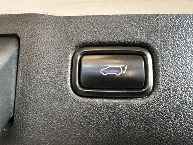 Kia Sorento*SitzBelüftung*Pano*ACC*Memory*BI-Xenon*