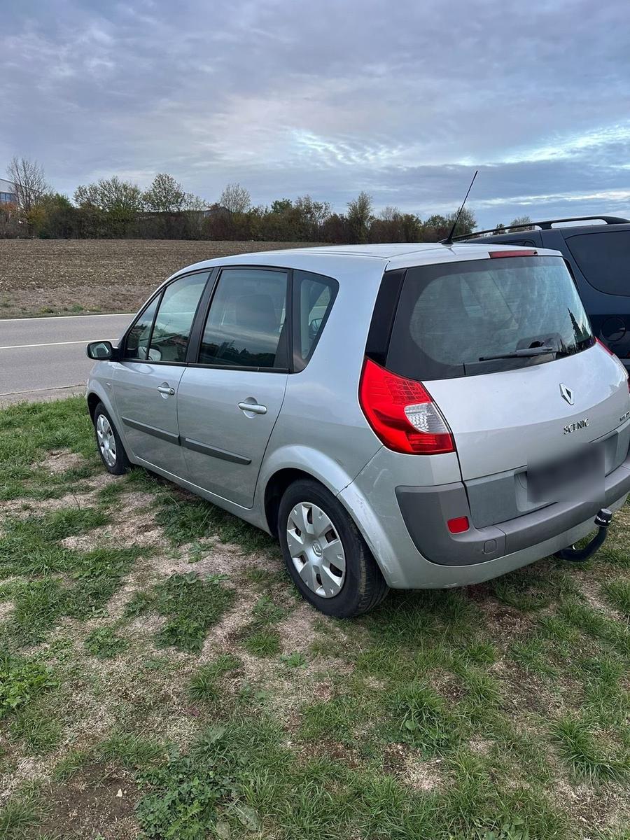 Renault Scenic E-TECH