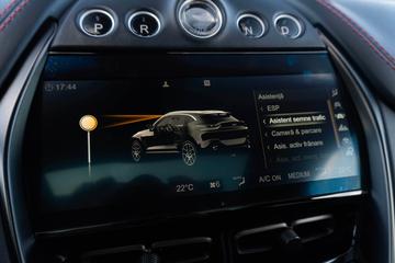 صورة مصغرة 22 لـ 2021 Aston Martin DBX
