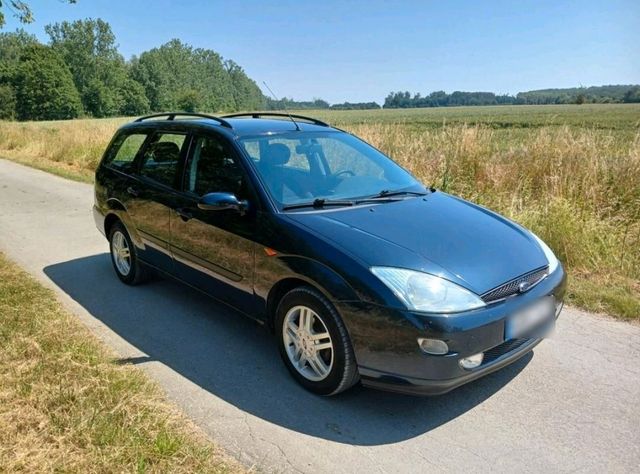 Ford Focus 1.8 TDDI TÜV 04/2026 AHK Klima