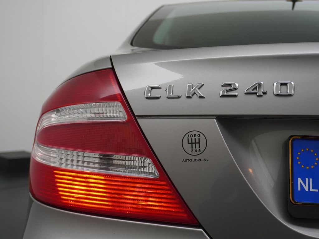 Mercedes-Benz CLK 240 Coupé Elegance Youngtimer Leder Comand n