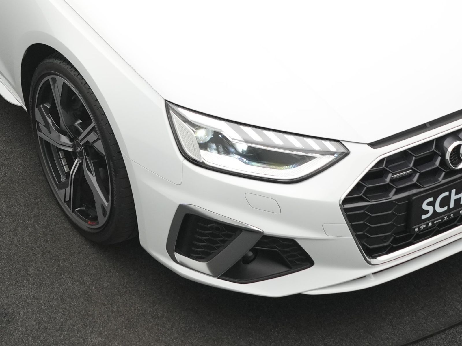 Audi A4 - Bild 18