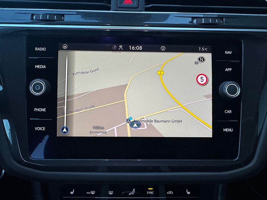 Tiguan 1.5 TSI "URBAN SPORT" *NAVI*LED*