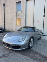 Porsche Boxster 2.7 MANUALE - graue Porsche Boxster