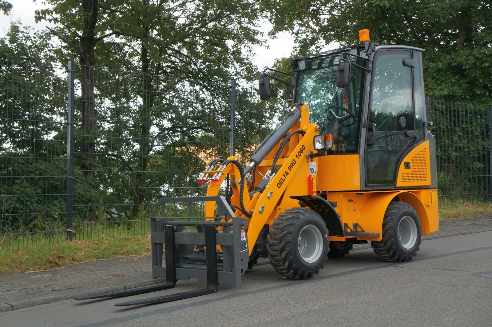 Andere Delta Pro 1060 mit Kubota Diesel & Euro-Aufnahme
