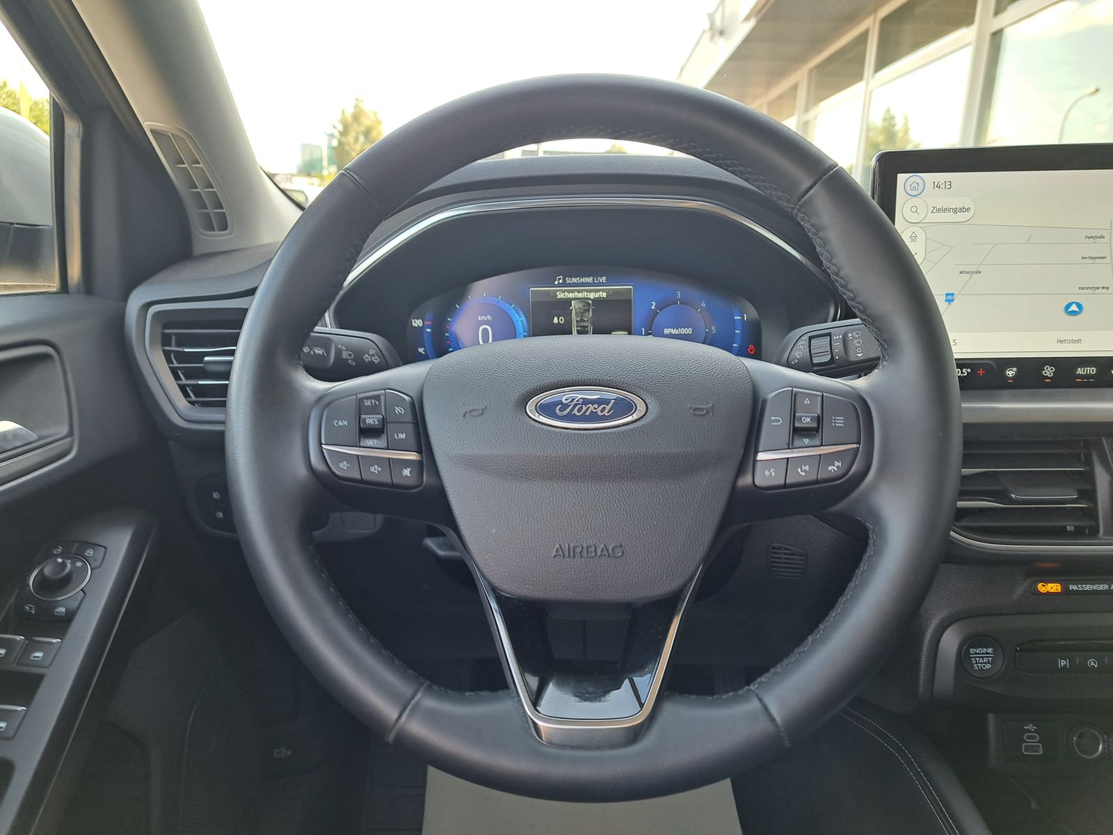 Fahrzeugabbildung Ford Focus Titanium X 1.5 TDCI LED NAVI AUTOMATIK AHK