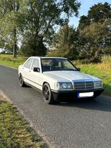 Mercedes-Benz 190E  W201 2.0 TÜV H Zulassung Babybenz - Mercedes-Benz 190 aus 1986: 190e