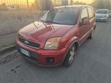 Ford Fusion 1.4 TDCi 5p. Collection - rote Ford Fusion