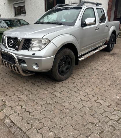 Nissan Navara D40 2,5 Motor