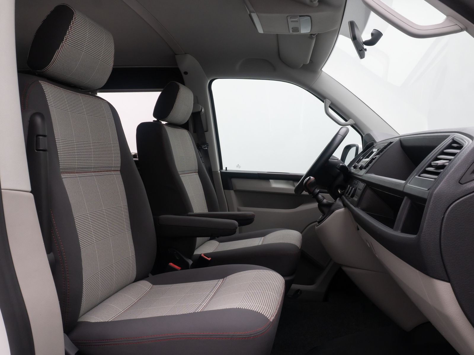 Fahrzeugabbildung Volkswagen T6 Transporter Wohnmobil CaliforniaStyle 18Zoll