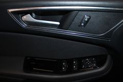 Fahrzeugabbildung Ford Galaxy Titanium Automatik LED Kamera WinterPaket