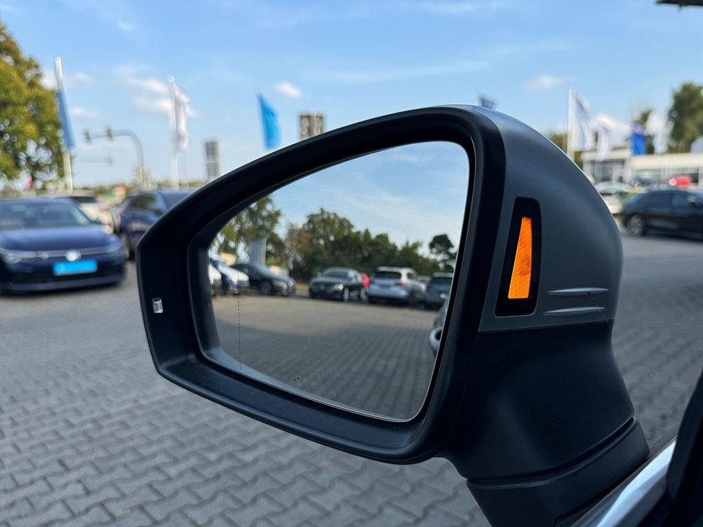 Tiguan R 2.0 TSI 4MOTION *H&K*PANO*MATRIX*