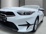 Kia Ceed Vision 1.0 T-GDI Sitzhzg Lenkrdhzg Kamera A - gebrauchte Kia cee'd / Ceed aus dem Jahr 2022