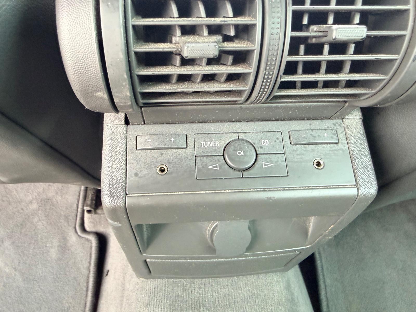 Opel Signum 2006 — photo 17