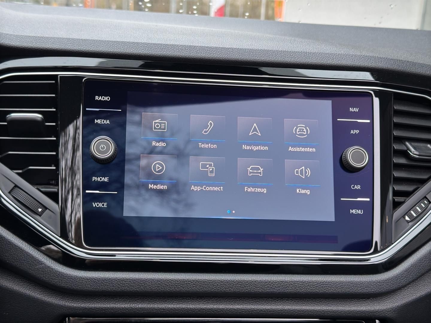 Fahrzeugabbildung Volkswagen T-Roc Cabriolet R-Line "Edition Blue"1.5 TSI,DSG