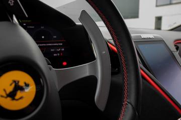 صورة مصغرة 37 لـ 2021 Ferrari ROMA