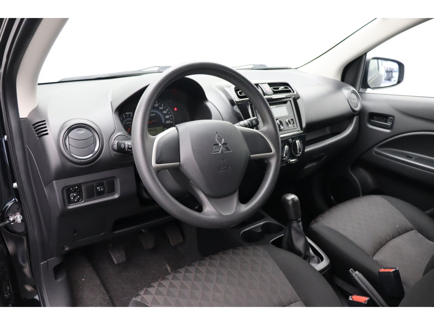 Fahrzeugabbildung Mitsubishi Space Star 1.2 Spirit Garantie