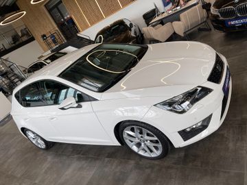 Seat Leon FR *LED*NAVI*SZHZ*TEMPOMAT*SPORTSITZE*TOUCH
