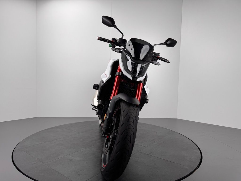 Fahrzeugabbildung Honda CB750 HORNET *NEUWERTIG *SERVICE NEU