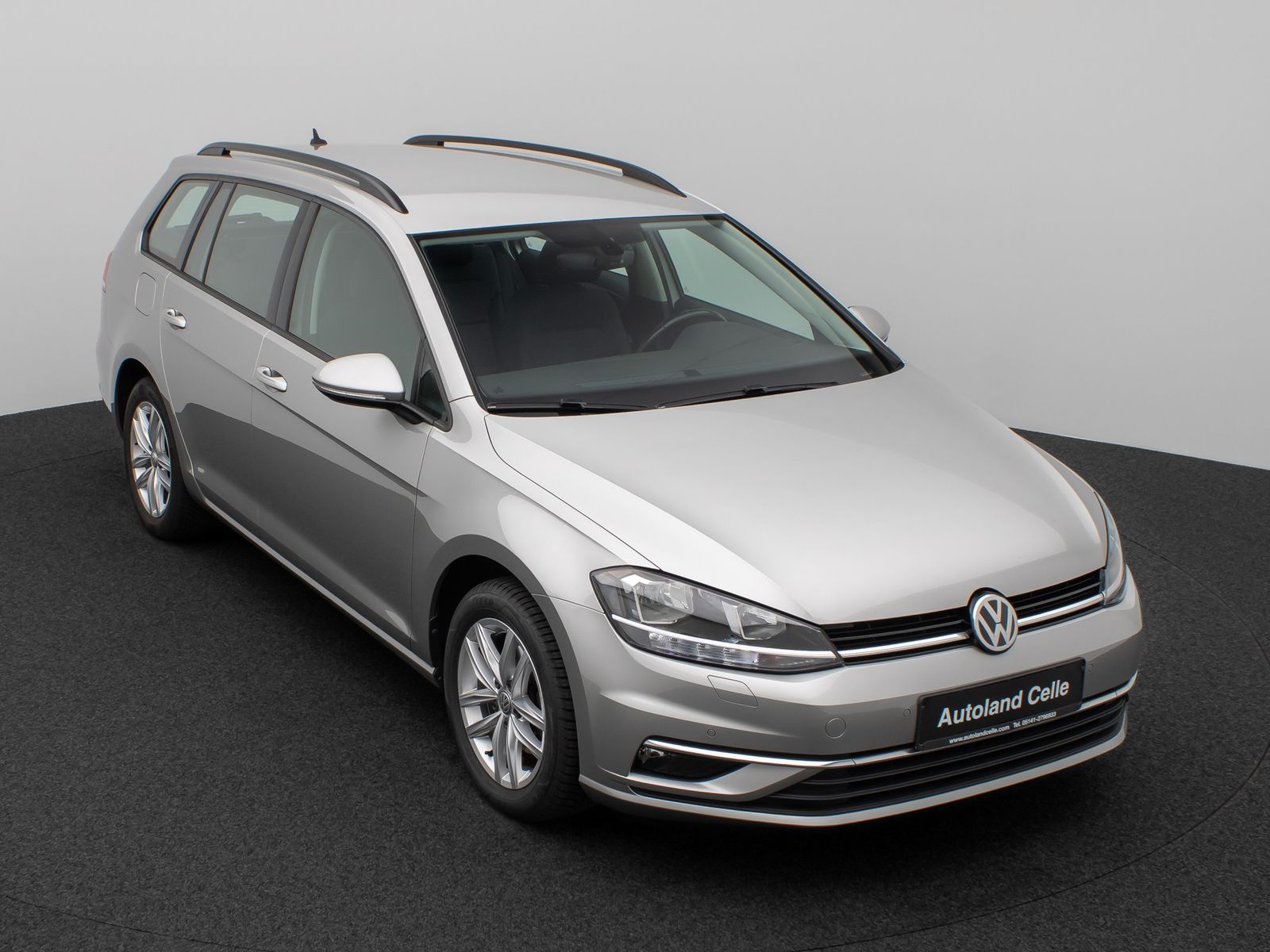 Fahrzeugabbildung Volkswagen Golf VII Variant Comfortline Navi PDC Standheiz
