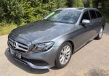 Mercedes-Benz 220 D - Mercedes-Benz 220 mit Diesel-Antrieb: Kombi