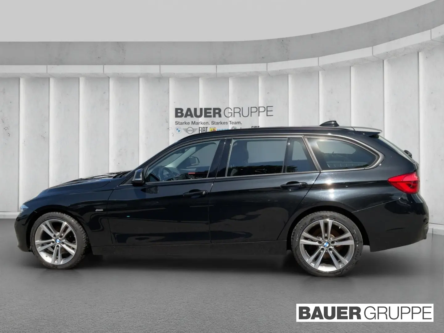 BMW 318 d Sport Line Touring LED HiFi Navi AHK PDC B