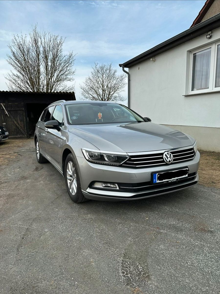 VW VW Passat Variant R Line 1.8 TSI 179PS