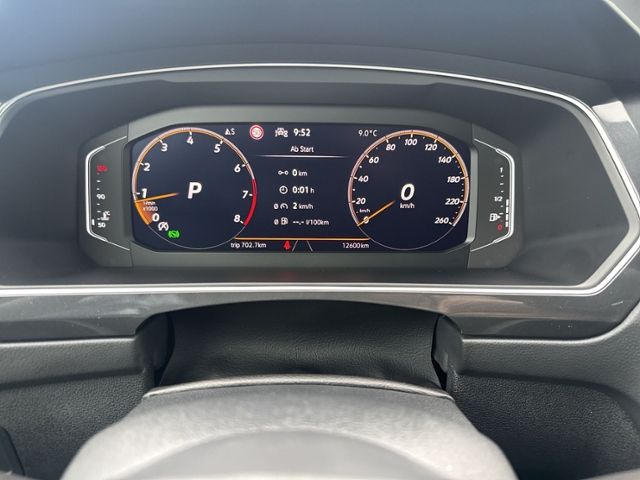 Tiguan 1.5 TSI DSG R-LINE AHK+360°+IQ.LIGHT+NAVI