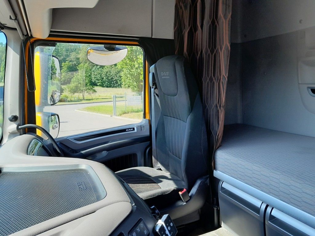 Fahrzeugabbildung DAF FT XF 530 SC PXP, 4x4, Kipphydraulik