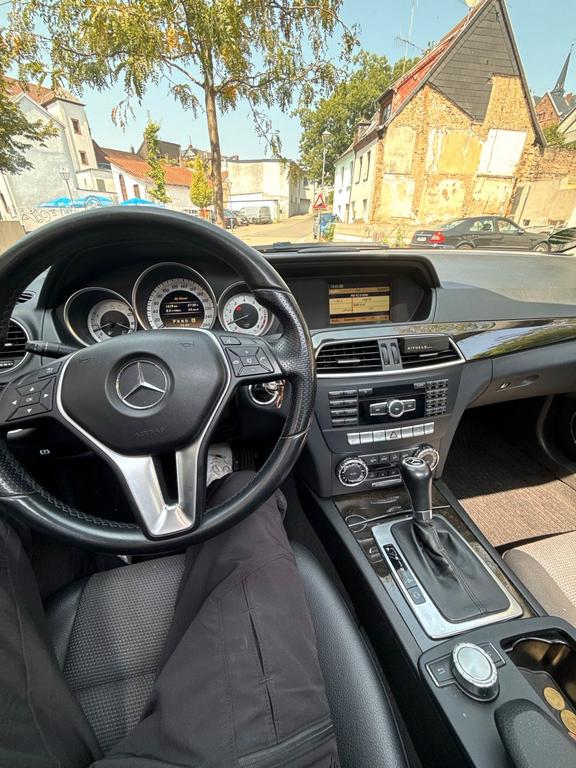 Mercedes-Benz C 200