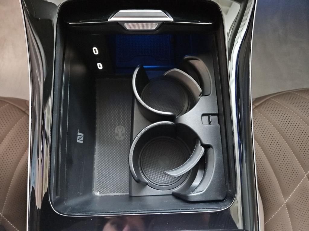 Fahrzeugabbildung Mercedes-Benz EQE 300 Avantg. Sitzklima Burm.3D Memo 360° LED