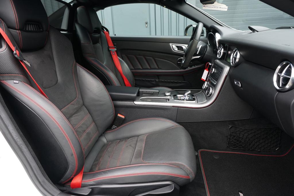 Mercedes-Benz SLC 43 AMG