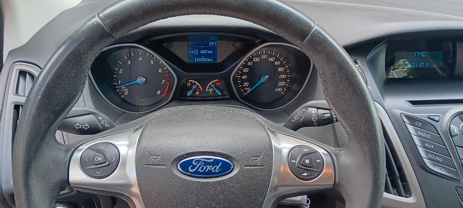 Ford Focus 2013 — photo 7