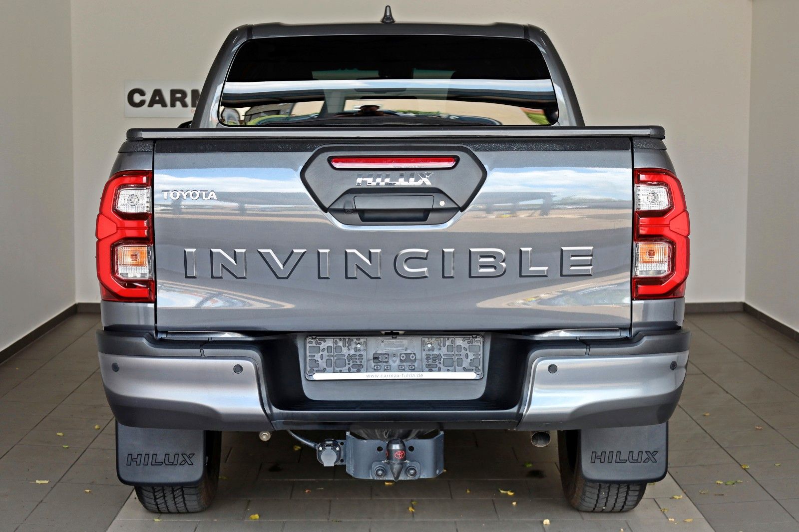 Fahrzeugabbildung Toyota Hilux 2.8 D-4D Invincible,Leder,ACC,Rollo,AHK