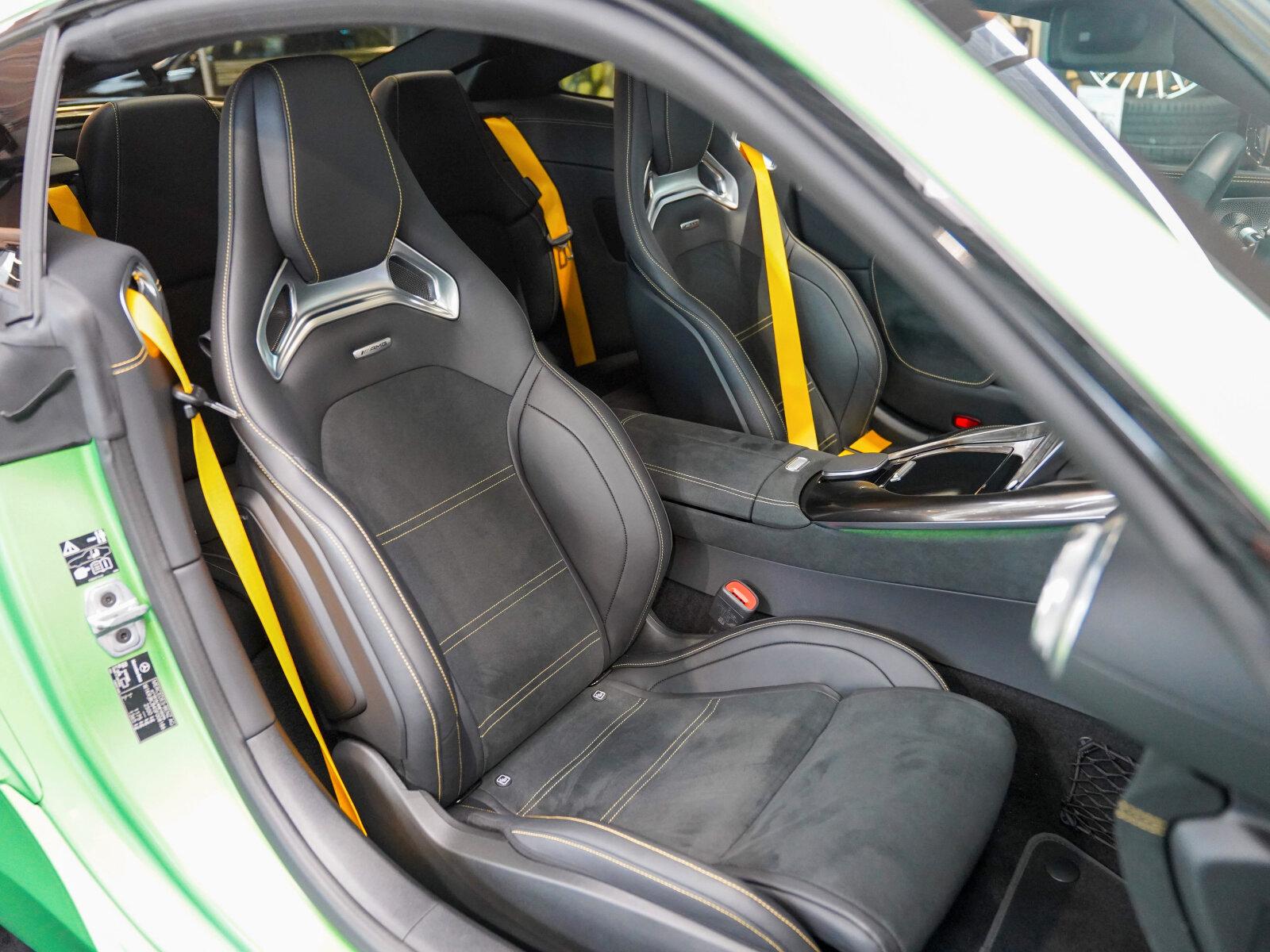 Mercedes-Benz AMG GT 63 S E PERFORMANCE green hell MATT tech