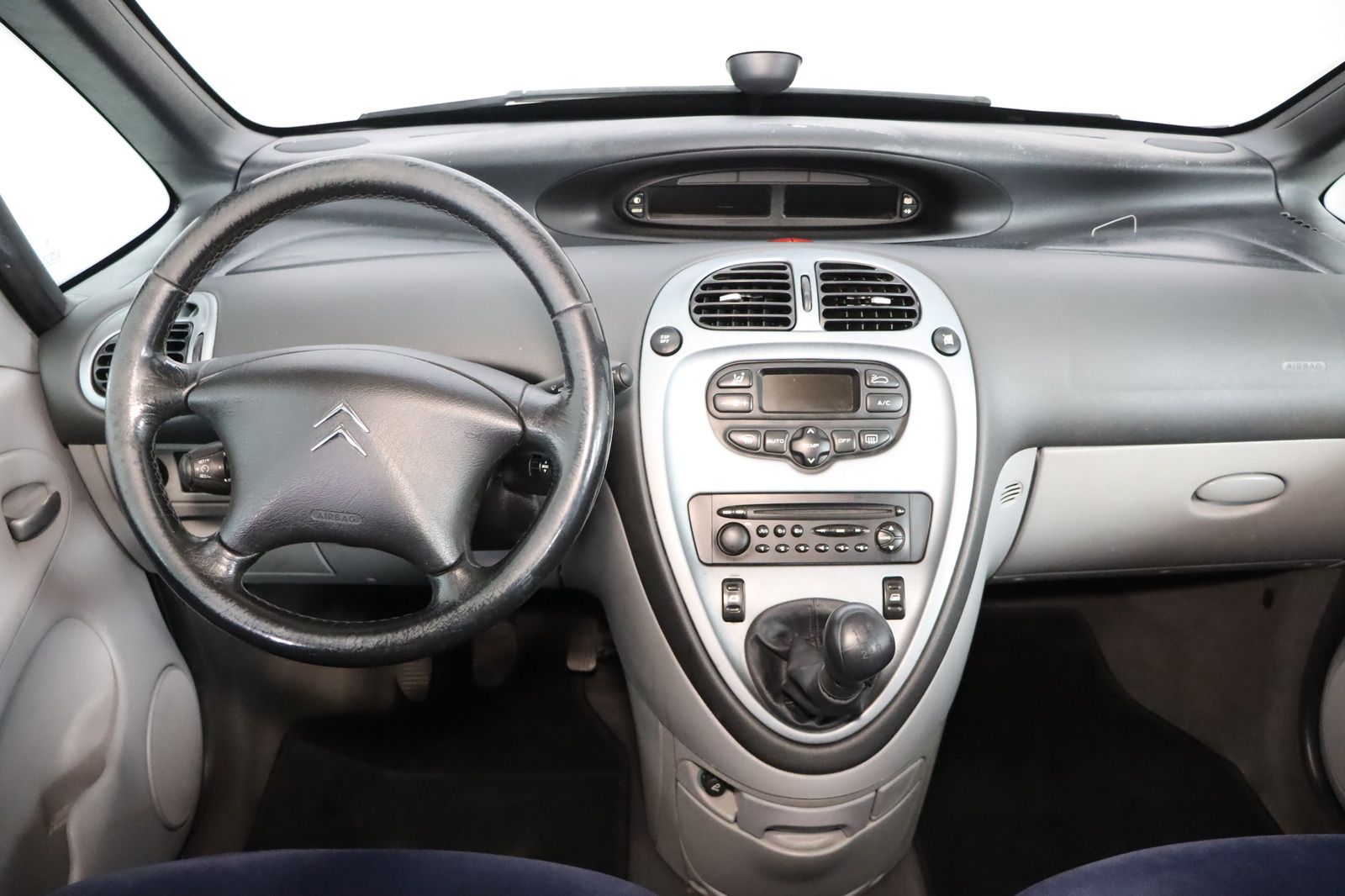 Fahrzeugabbildung Citroën Xsara Picasso 1.6 16V Style