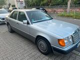 Mercedes-Benz Mercedes W124  ehrlicher Klassiker aus Familien - Mercedes-Benz: Klassiker