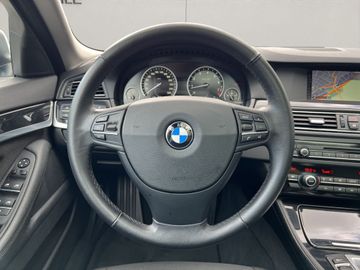 BMW 520 - 12